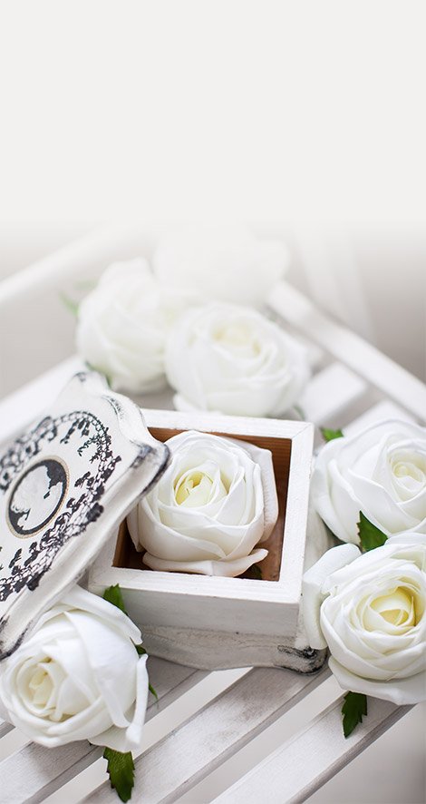 Artificial flowers